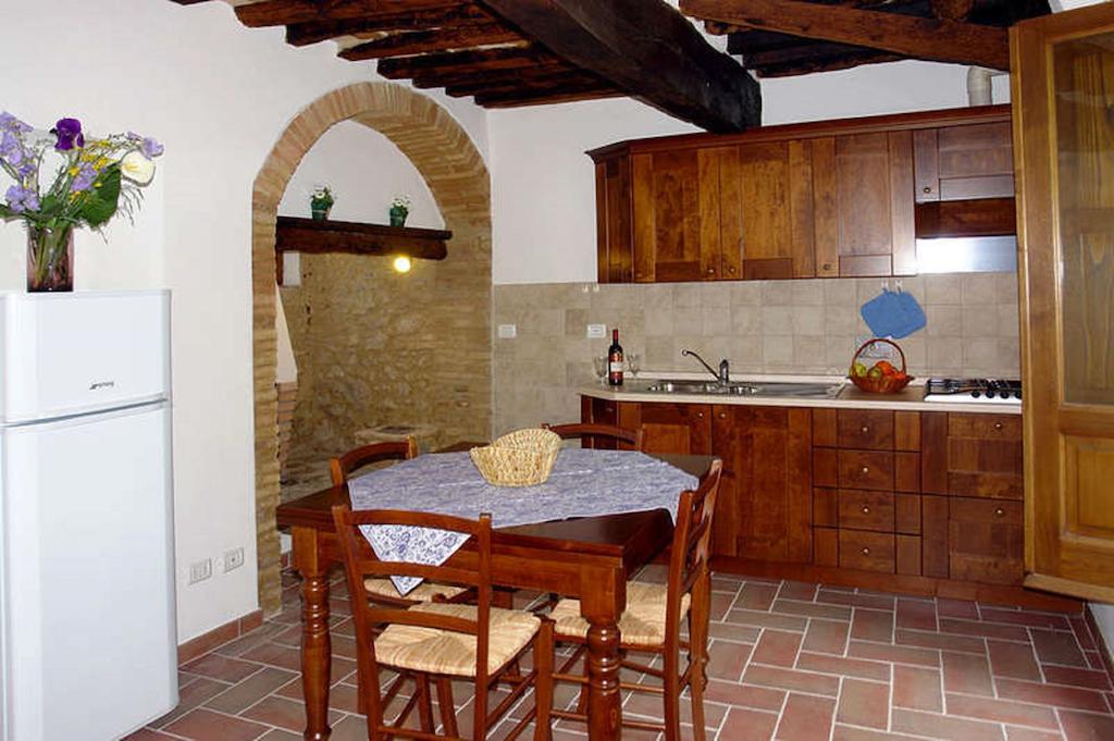سان جيمينيانو Podere Il Vecchio Mulino الغرفة الصورة