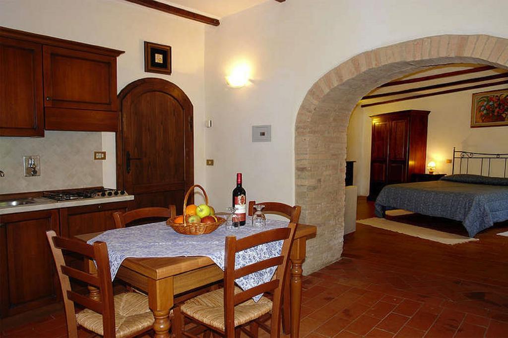 سان جيمينيانو Podere Il Vecchio Mulino الغرفة الصورة